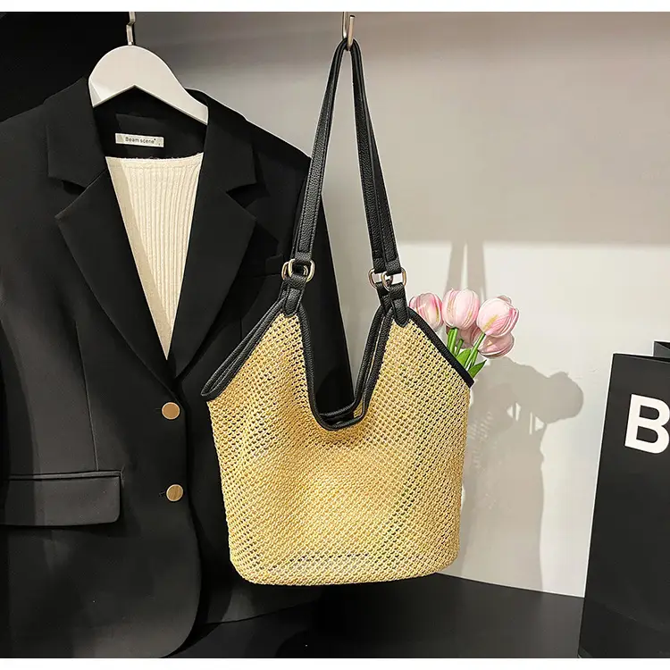 Woven Straw Shoulder Bag Gold 2025 Summer — feature 25