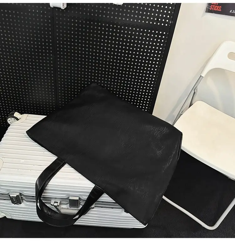 Waterproof Women's Large Computer Bag Black — feature 27