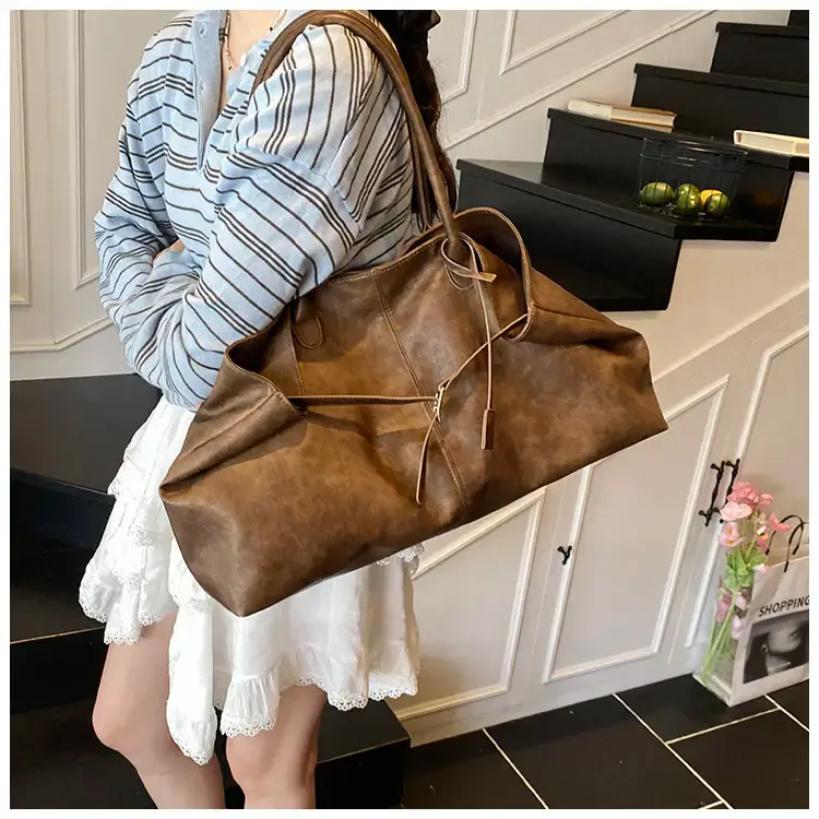 Relaxating Large-Capacity Shoulder Bag for Women 2025 — feature 13