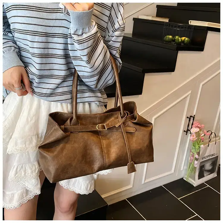 Relaxating Large-Capacity Shoulder Bag for Women 2025 — feature 17