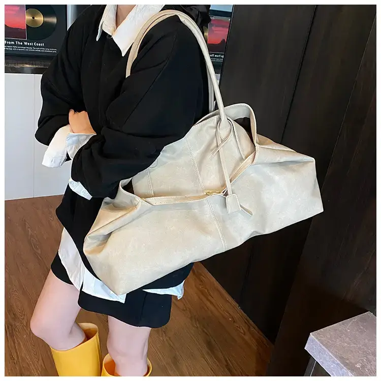 Relaxating Large-Capacity Shoulder Bag for Women 2025 — feature 25