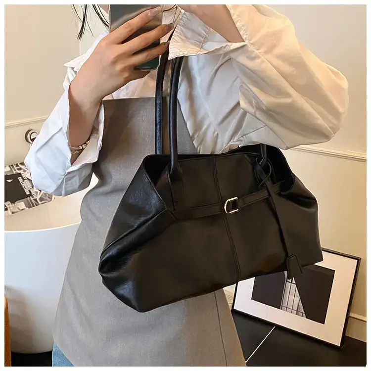 Relaxating Large-Capacity Shoulder Bag for Women 2025 — feature 39
