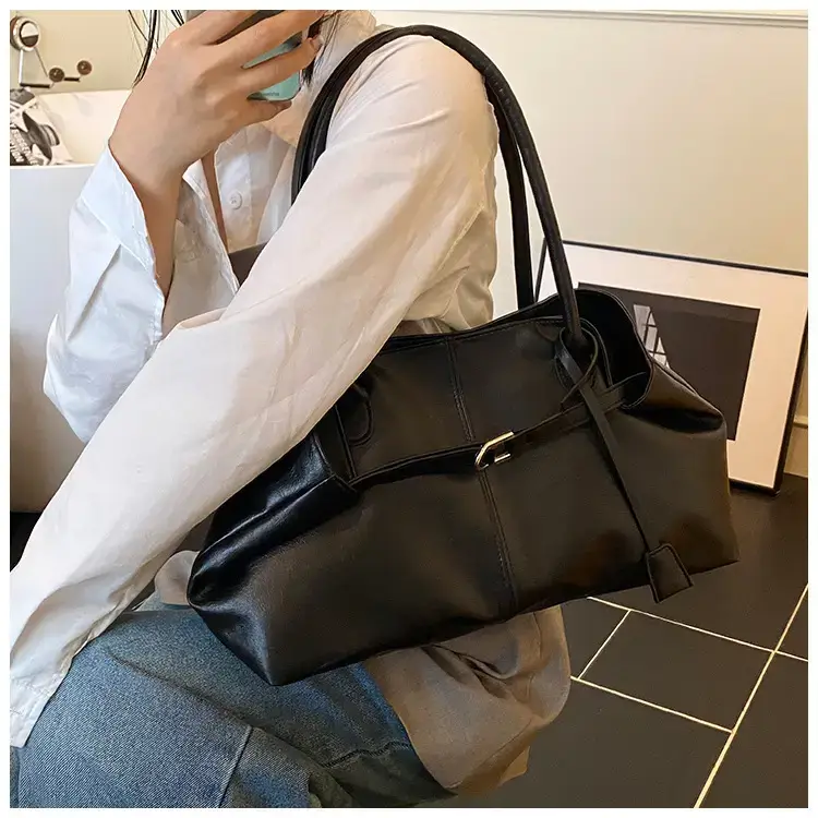 Relaxating Large-Capacity Shoulder Bag for Women 2025 — feature 42