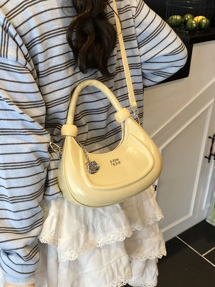 Red Retro Shoulder Bag for Women 2025 - Image 9