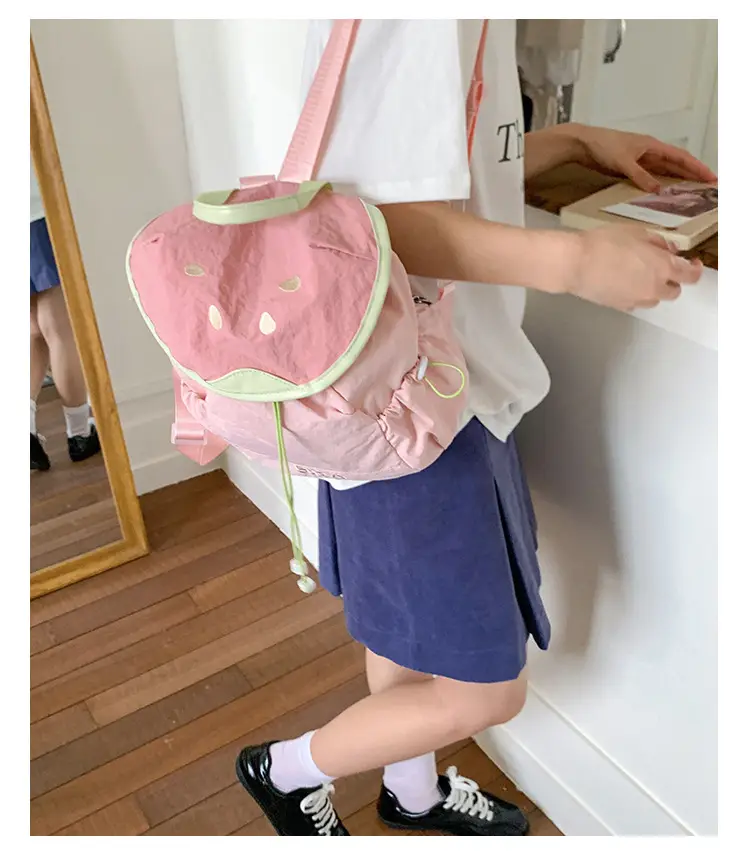 Pink Heart Design Crossbody Bag for Women — feature 13
