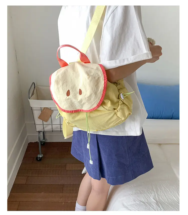 Pink Heart Design Crossbody Bag for Women — feature 16