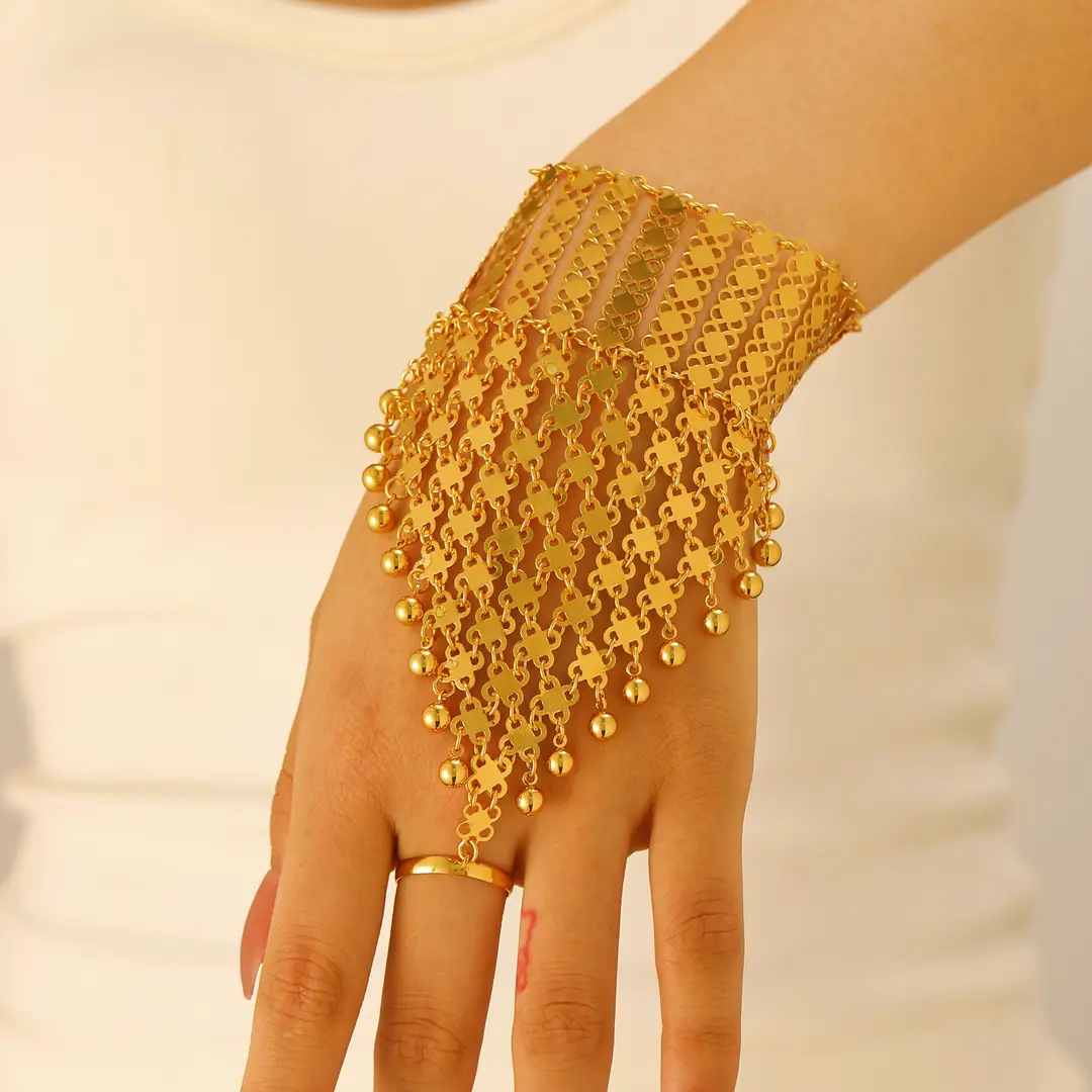 Desert Stars. Cross-Border Retro Gold Metal Multi-Layer Necklace Bracelet Set Ethnic Style Heavy Industry Celebration Jewelry