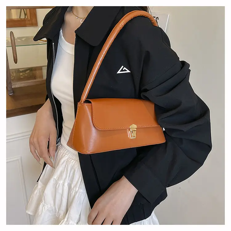 Retro Maroon Handheld Shoulder Bag 2025 Spring — feature 23