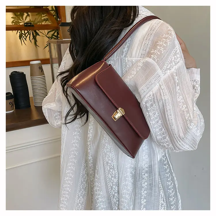 Retro Maroon Handheld Shoulder Bag 2025 Spring — feature 28