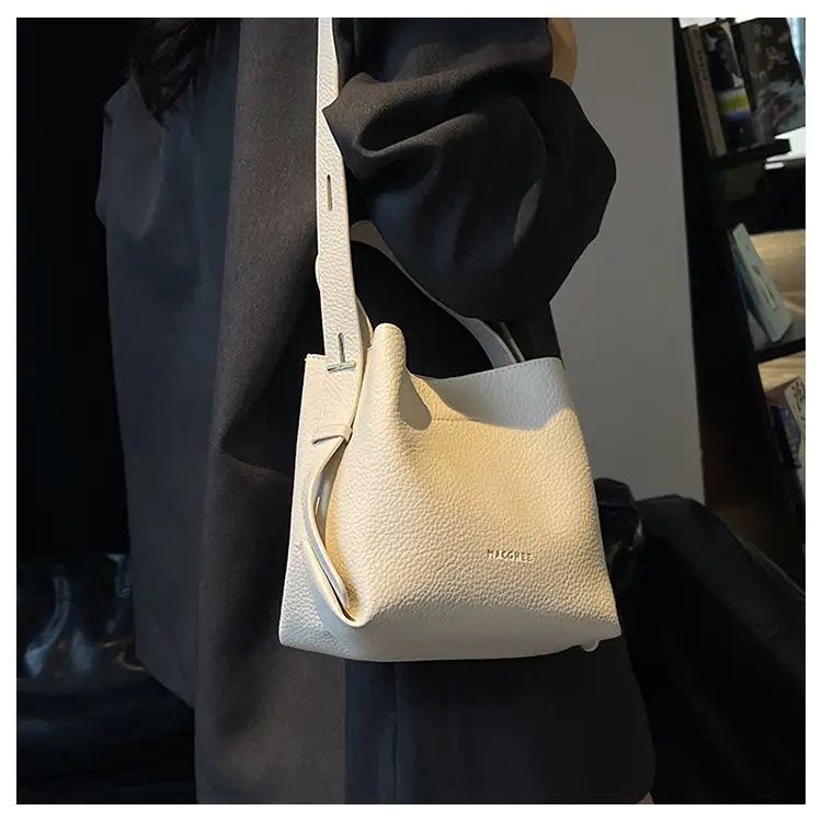 Black Crossbody Bag Women 2025 Trendy New Arrival — feature 7