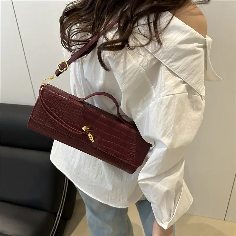 Brown Croc Leather Crossbody Bag with Gold Clasp