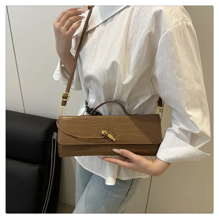 Brown Croc Leather Crossbody Bag with Gold Clasp — feature 18