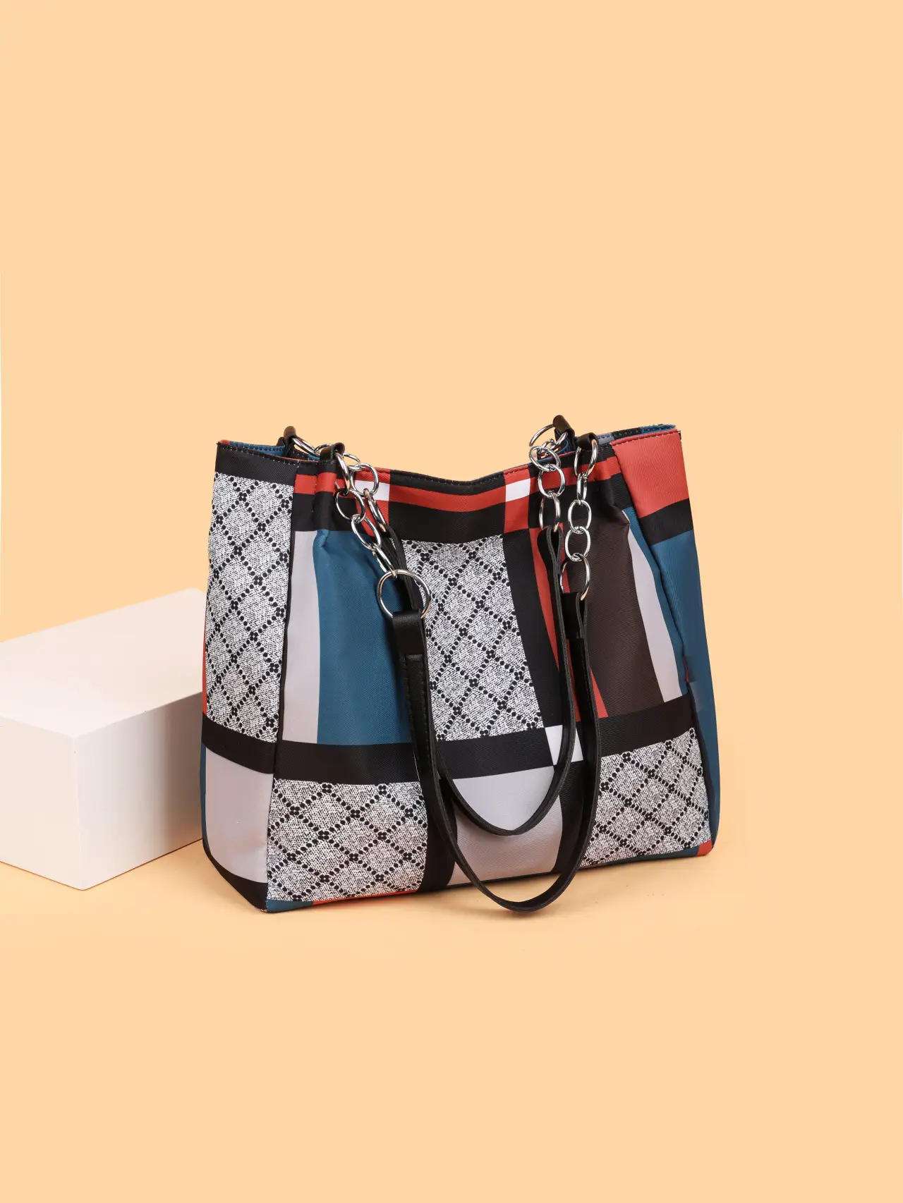 Large Capacity Plaid Shoulder Bag for Women - Image 7