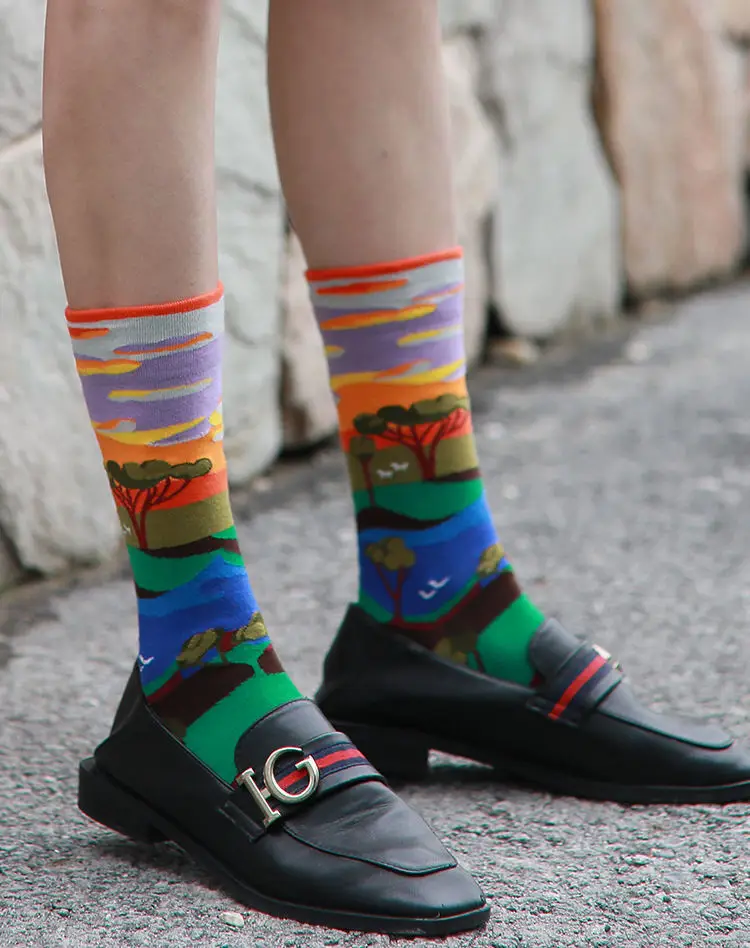 Autumn College Style Trendy Socks, Retro Oil Painting Socks for Women, Creative Colorful Korean Style Personality Mid-Tube Socks for Men, Zhuji Socks — feature 10