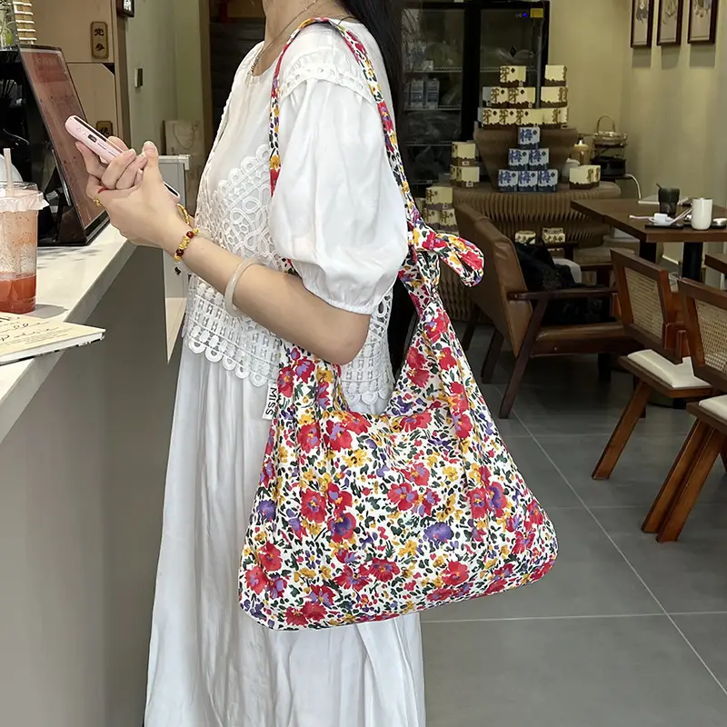 Zhang Ruonan Floral Cloth Bag Large Capacity Single Shoulder Crossbody - Image 2