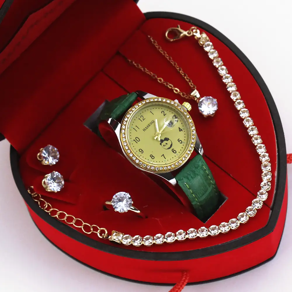 Four-Piece Watch Jewelry Set for Women Red Box — feature 12