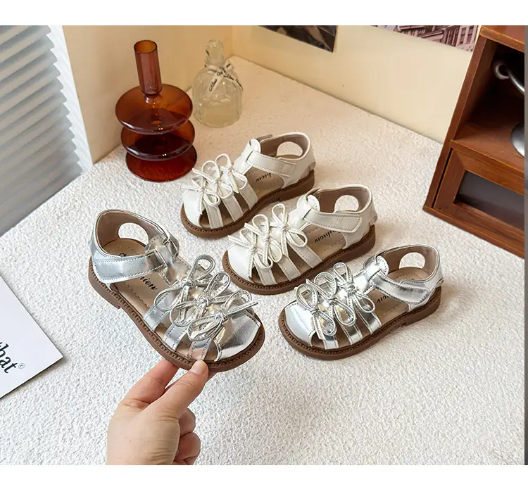 Silver Roman High Top Sandals for Girls Toddler — feature 9