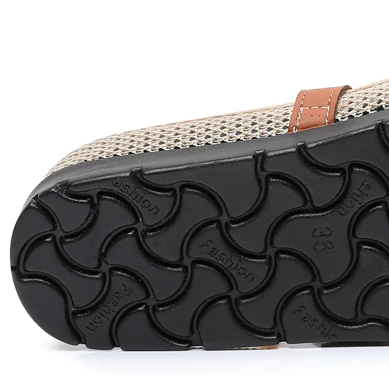 2025 New Summer Style Fly-Knit Mesh Bread-Toe Half Slippers, Breathable and Versatile Women's Outer Wear Slip-On Fishnet Sandals — feature 12