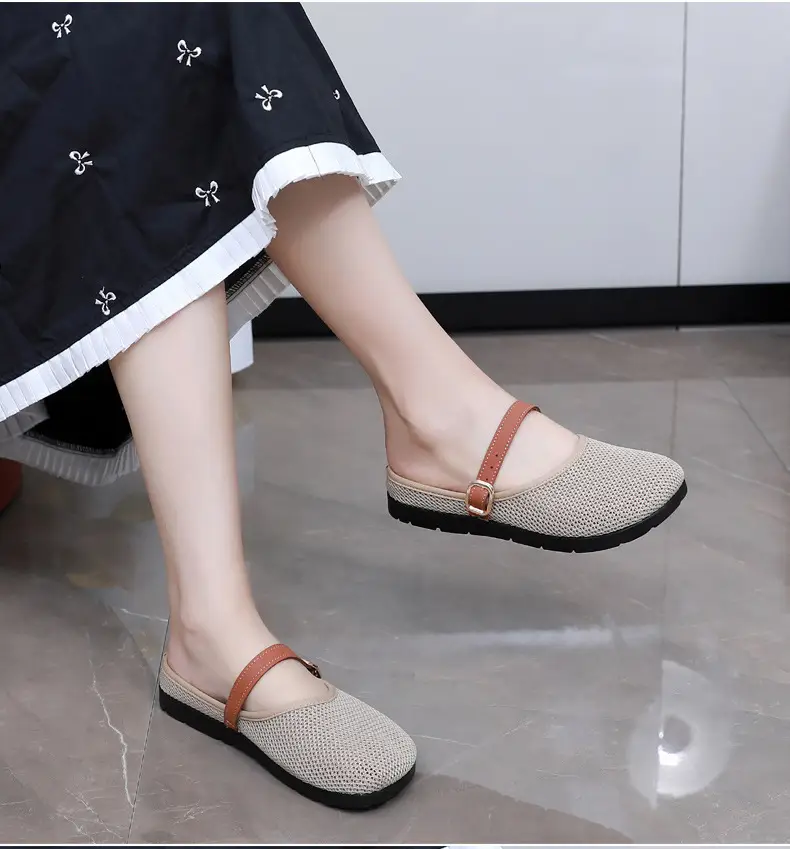 2025 New Summer Style Fly-Knit Mesh Bread-Toe Half Slippers, Breathable and Versatile Women's Outer Wear Slip-On Fishnet Sandals — feature 16