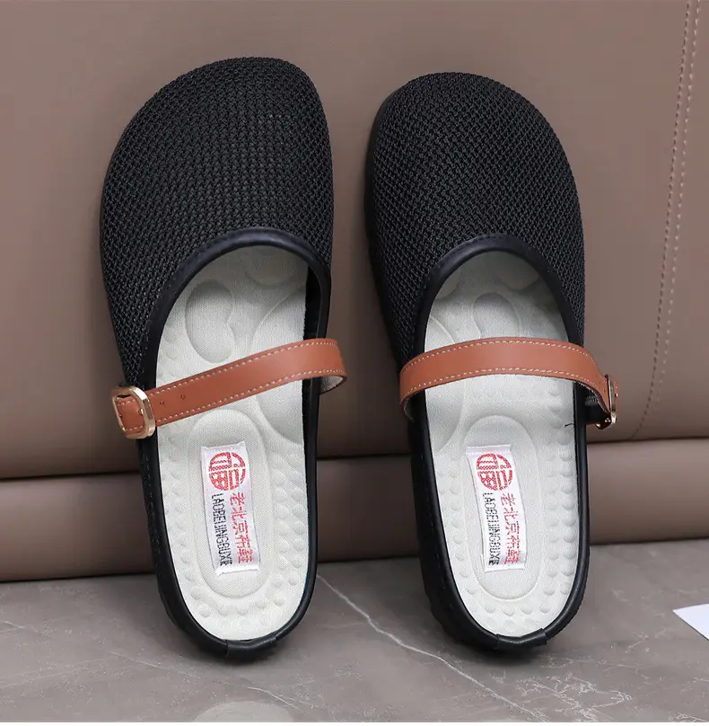 2025 New Summer Style Fly-Knit Mesh Bread-Toe Half Slippers, Breathable and Versatile Women's Outer Wear Slip-On Fishnet Sandals — feature 34