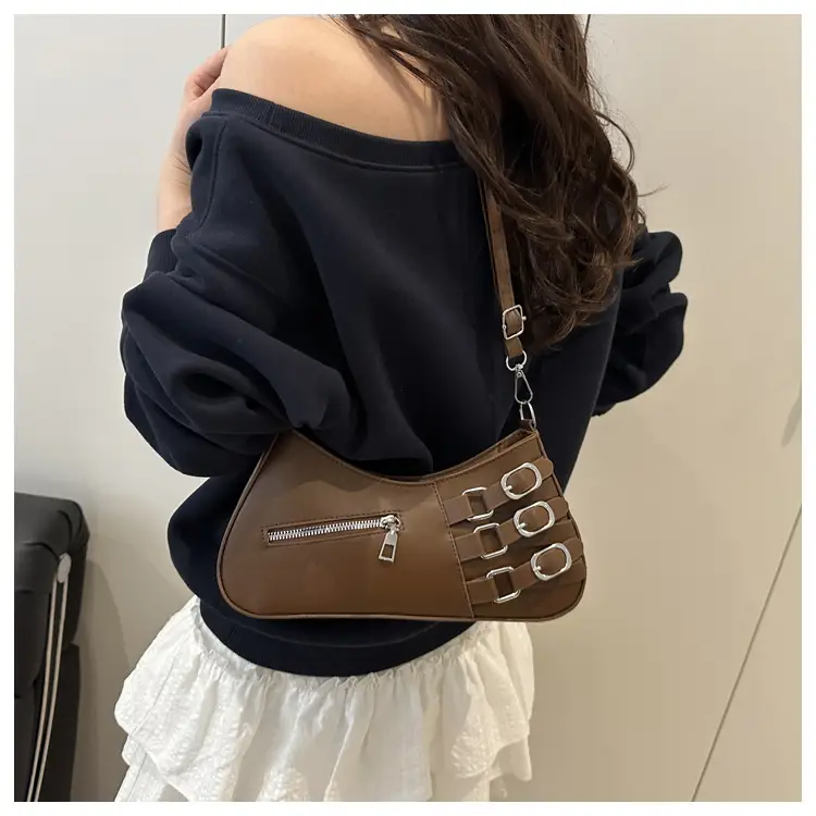 White Armpit Zipper Bag for Women Fashion Commuter — feature 12