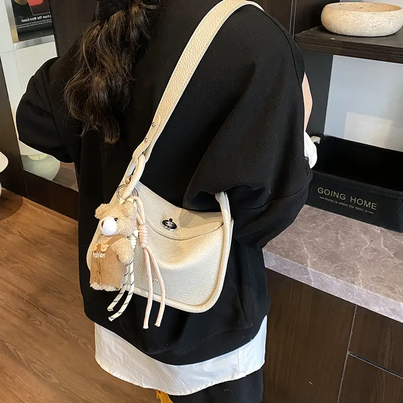 Trendy Yellow Pebbled Shoulder Bag for Women - Image 6