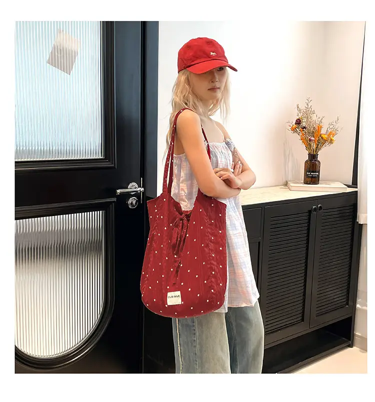 Korean Polka Dot Canvas Shoulder Bag 2025 — feature 14