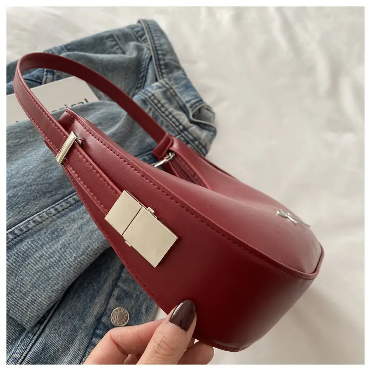 Brown Retro Armpit Bag Women's Leather Commuter Shoulder Bag — feature 8