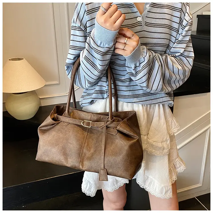 Women's Brown Leather Retro Shoulder Bag 2025 Spring New — feature 18