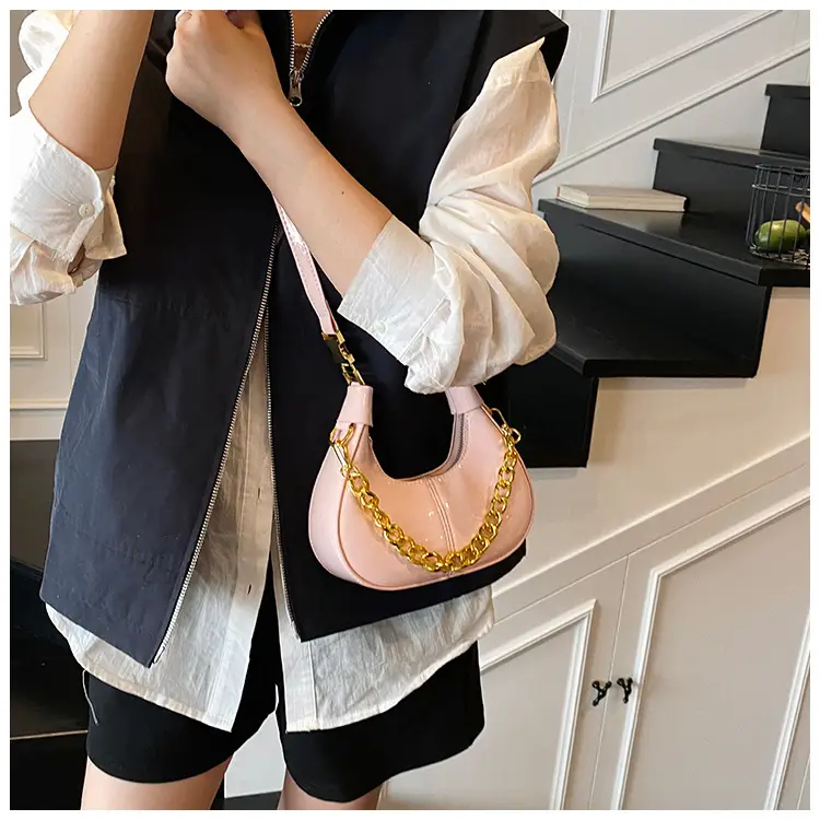 Women Korean Retro Chain Shoulder Crossbody Bag White 2025 — feature 11