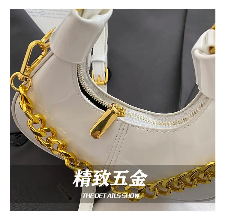 Women Korean Retro Chain Shoulder Crossbody Bag White 2025 — feature 6