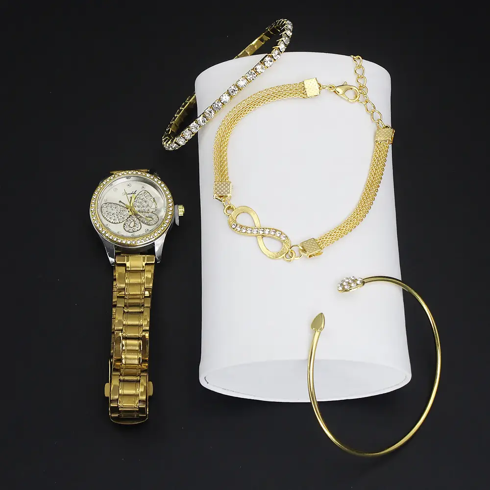 Ladies Watch Set with Diamond Bracelet & Watch — feature 15