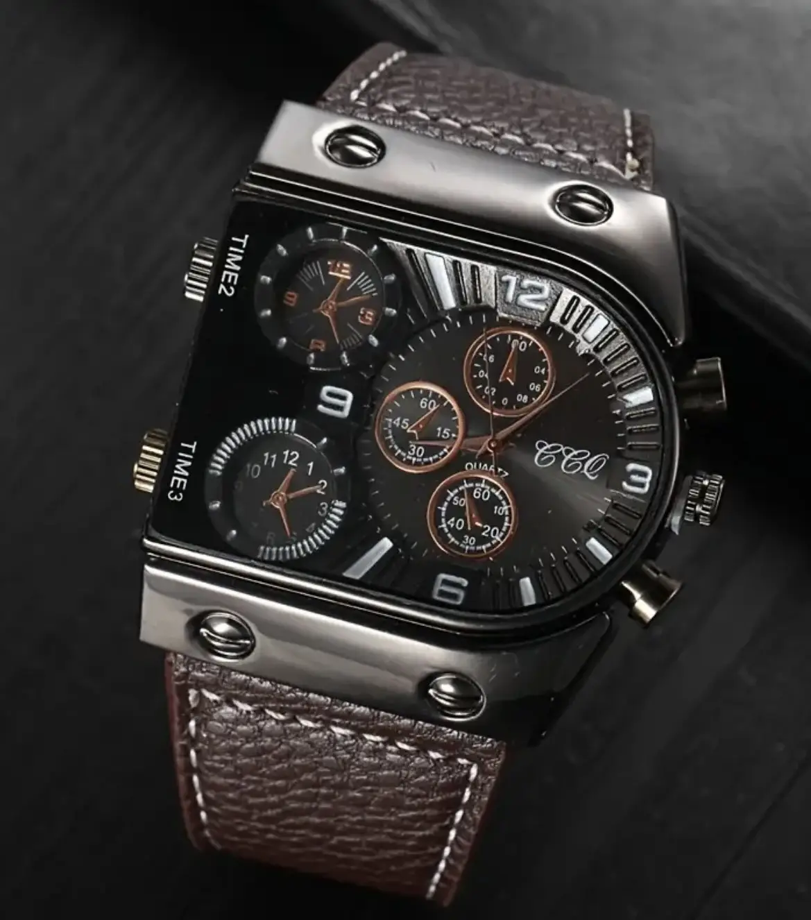 Quartz Watch with 3 Movements Black Leather Strap - Image 3