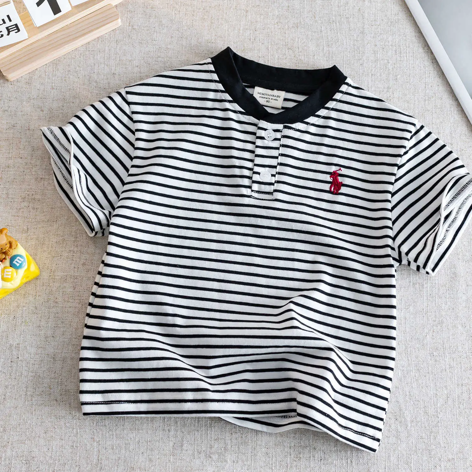Kids V-Neck Short Sleeve T-Shirt Grey Korean Style — feature 3