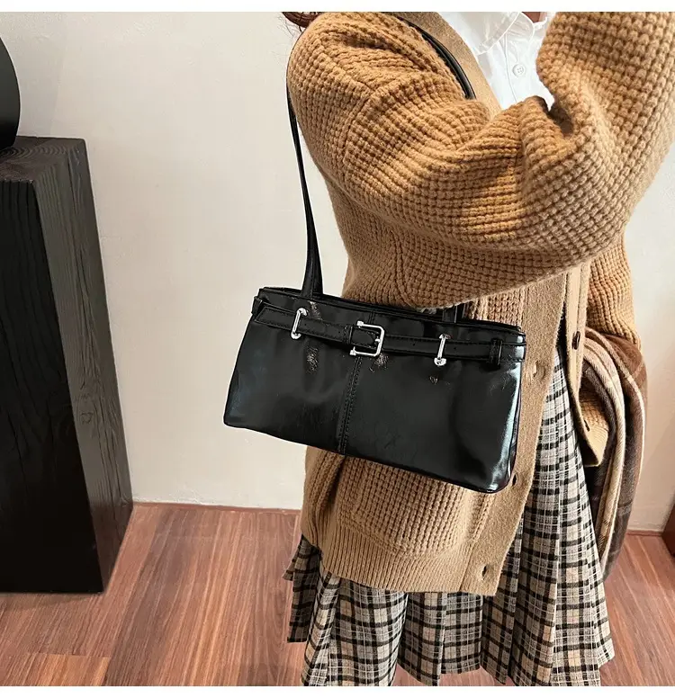 Red Korean Style Shoulder Bag for Women 2025 — feature 23