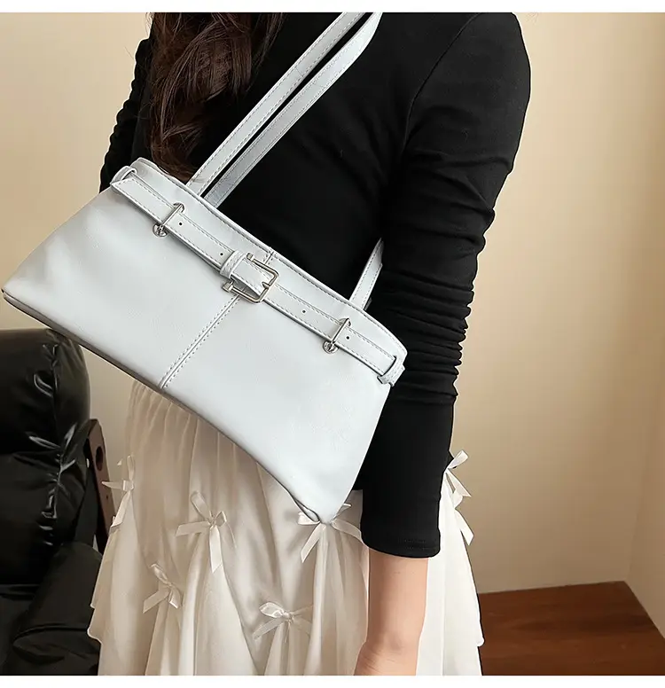 Red Korean Style Shoulder Bag for Women 2025 — feature 32