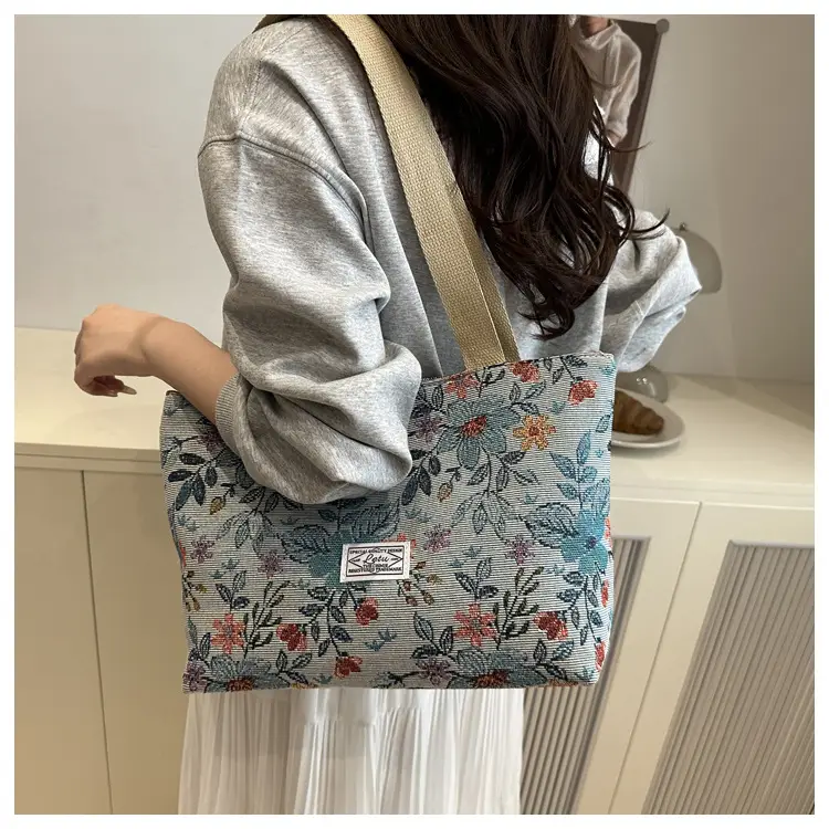 Large Capacity Ethnic Floral Canvas Shoulder Bag for Women — feature 16