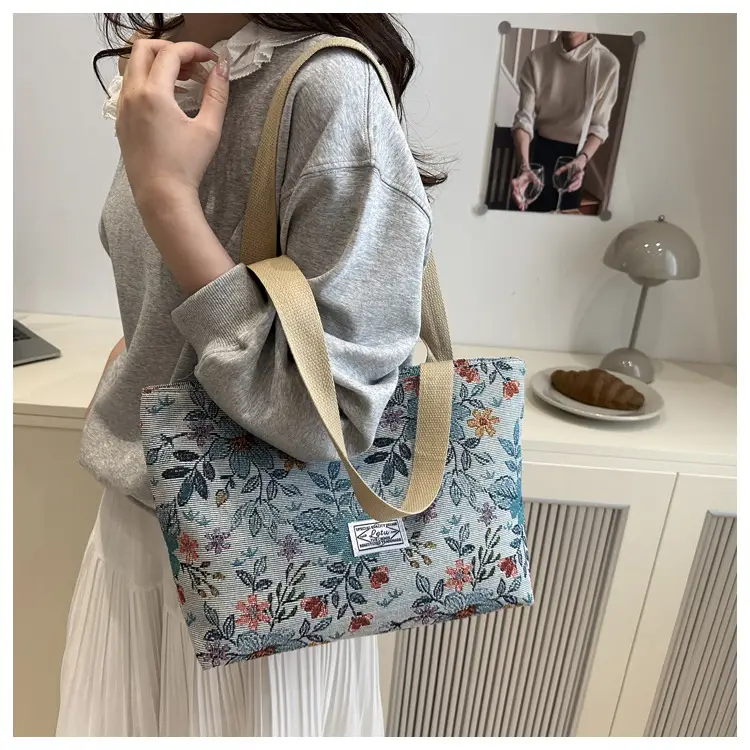 Large Capacity Ethnic Floral Canvas Shoulder Bag for Women — feature 17
