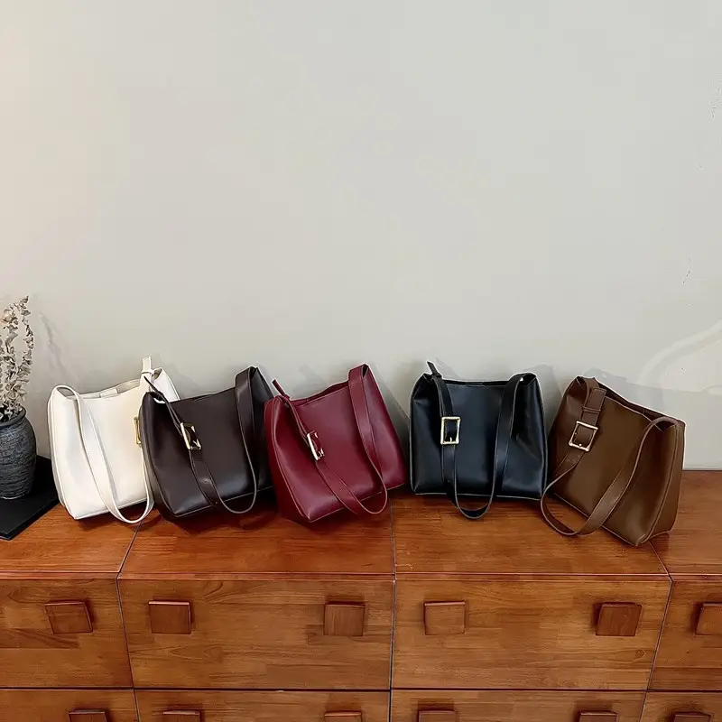 2025 Summer New Retro High-End Maillard Tote Bag Large Capacity Shoulder Bag - Image 9