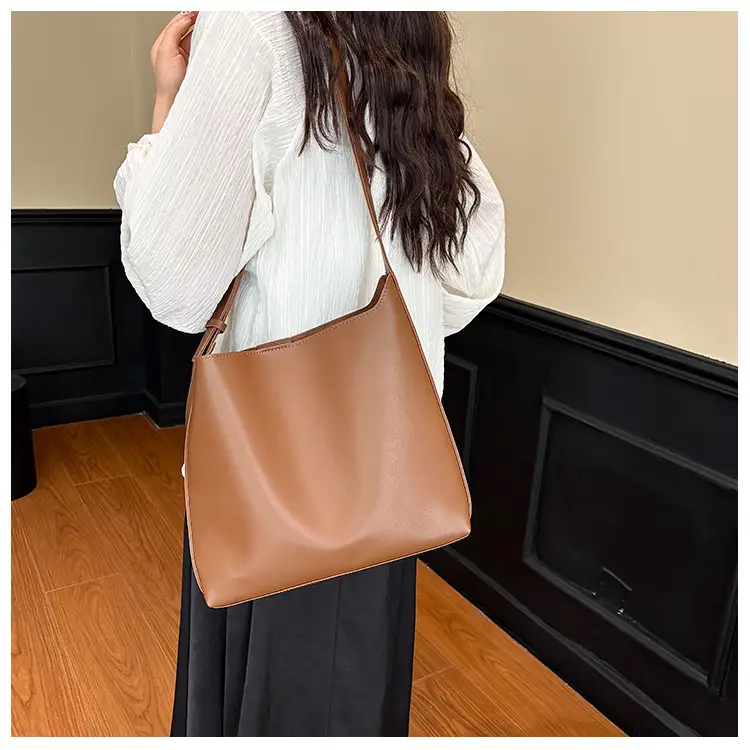 2025 Summer New Retro High-End Maillard Tote Bag Large Capacity Shoulder Bag — feature 13