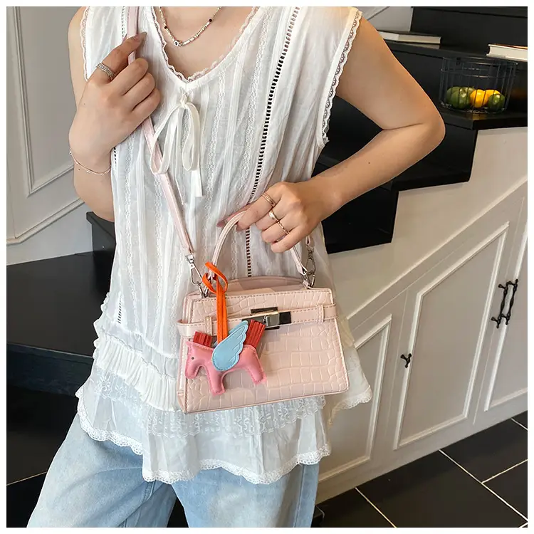 Elegant Croc Leather Shoulder Bag for Women White — feature 19