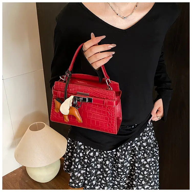 Elegant Croc Leather Shoulder Bag for Women White — feature 26