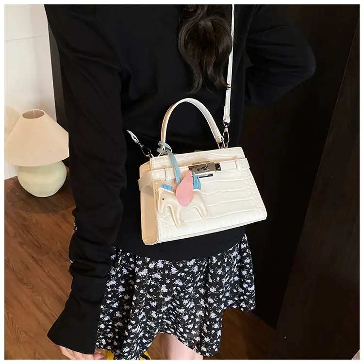 Elegant Croc Leather Shoulder Bag for Women White — feature 30