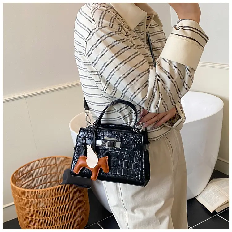 Elegant Croc Leather Shoulder Bag for Women White — feature 32