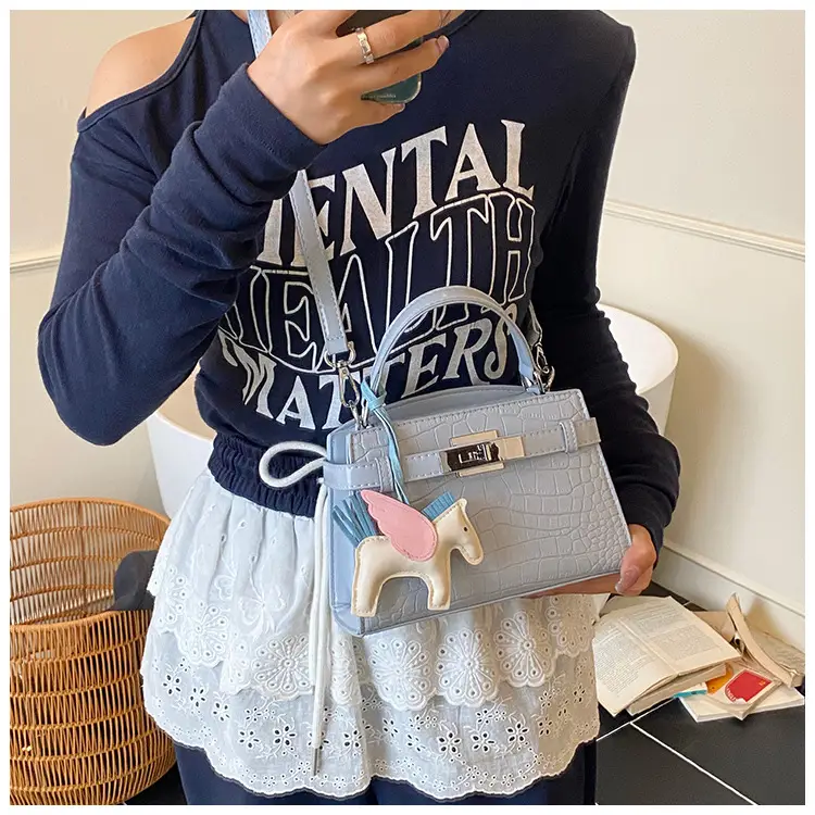 Elegant Croc Leather Shoulder Bag for Women White — feature 37