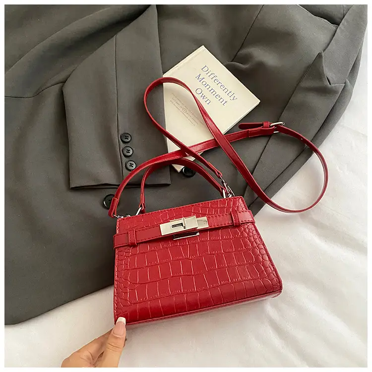 Elegant Croc Leather Shoulder Bag for Women White - Image 13