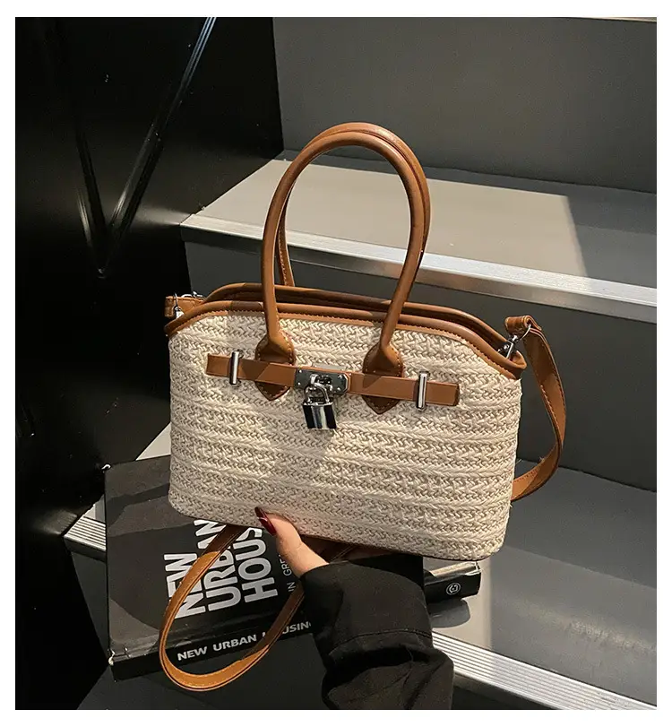 Straw Shoulder Bag Seaside Style Casual Leather Goods — feature 3