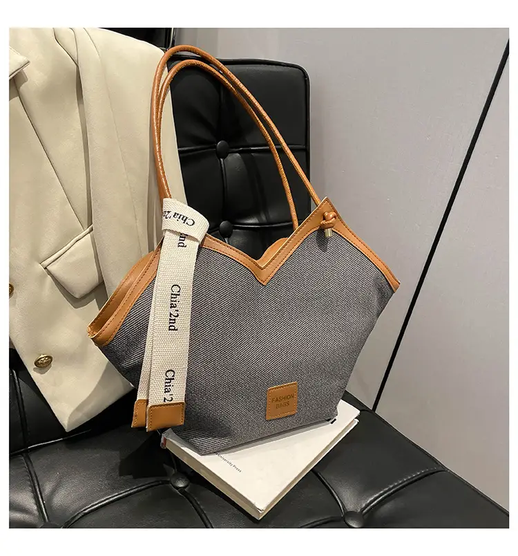 Retro Grey Tan Women's Shoulder Bag 2025 — feature 24