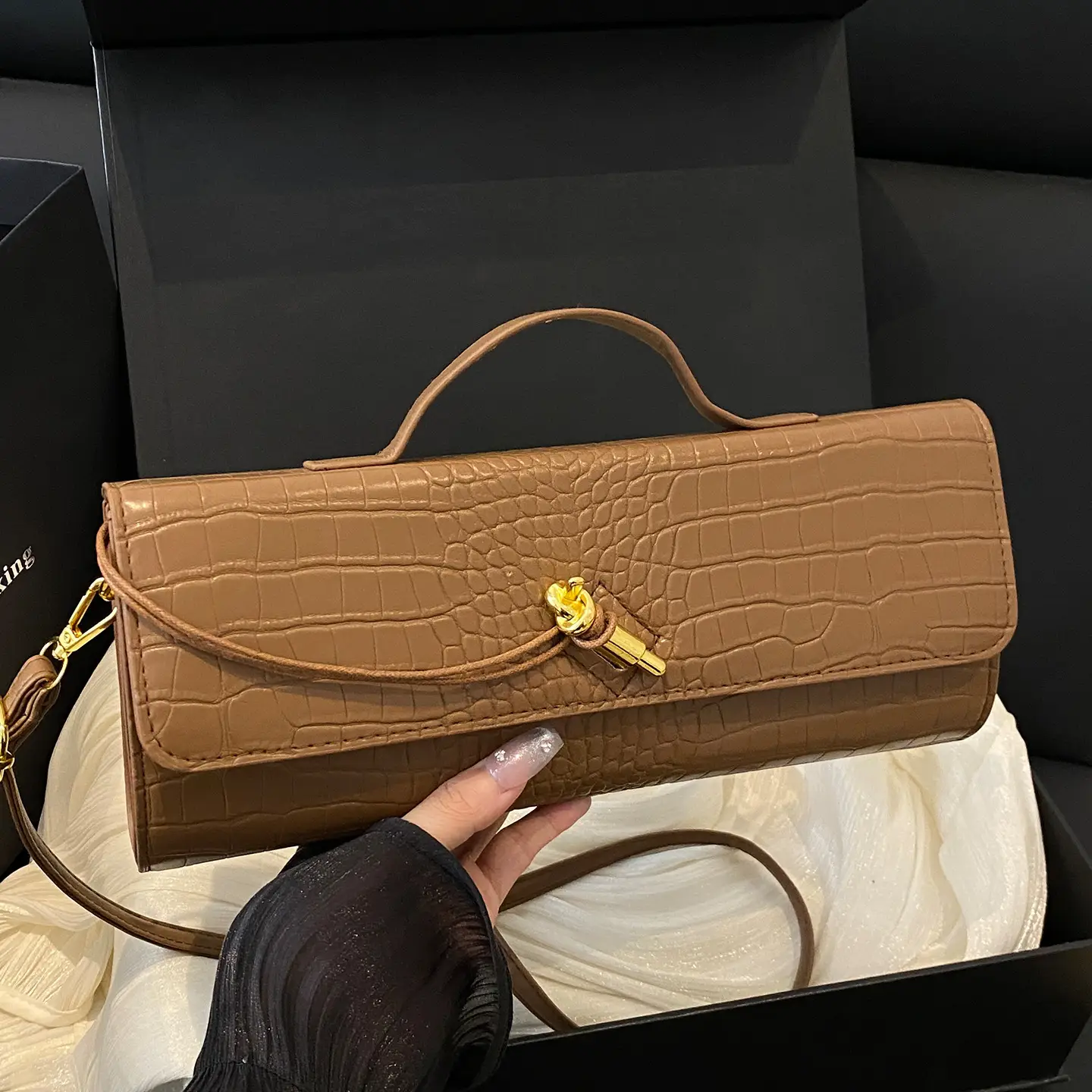 Women's Crocodile Bag Tan Diagonal Lock Shoulder Crossbody - Image 3