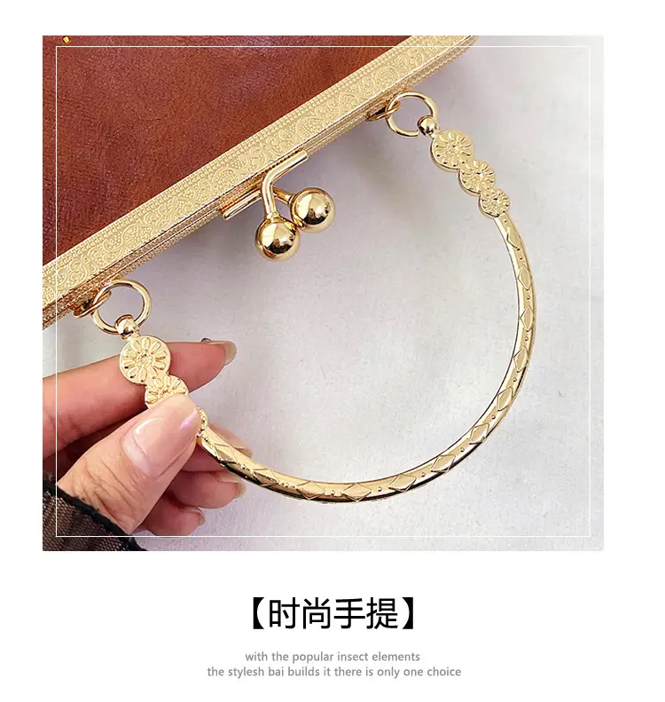 Elegant Red Chain Shoulder Bag for Women — feature 10